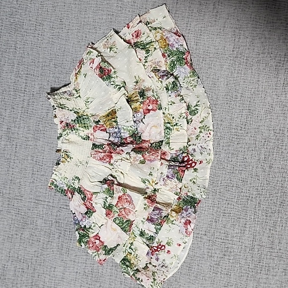 Love Shack Fancy skirt set size 4/5. - Picture 8 of 9